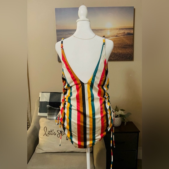 One piece bathing suit size XL - Picture 5 of 5